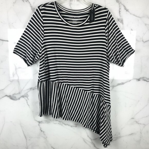 Lane Bryant Short Sleeve Women Black &White Top Tag Size 14/16 NWT - Picture 1 of 5